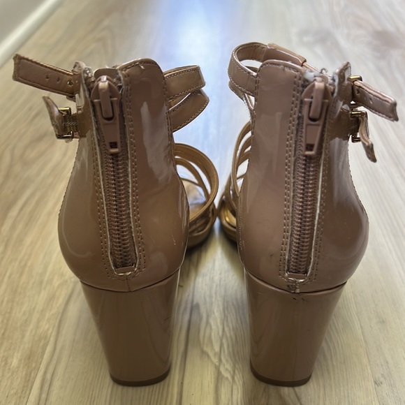 Jessica Simpson Patent Leather Open Toe Sandals - Picture 4 of 5